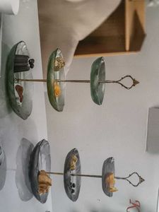 Dining table organizer