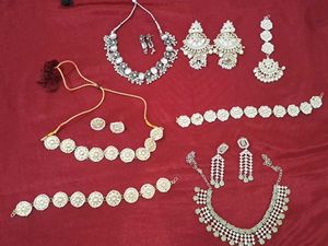 Elegant Indian Jewelry Set