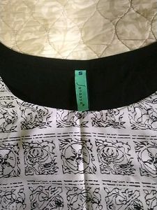 Janasya Kurta