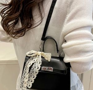 savanaa Cute little black bag Lace Bow