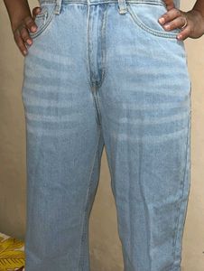Light Wash High Waisted Jeans