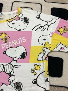 Peanuts Snoopy Graphic T-Shirt