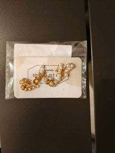 Delicate Pearl & Gold Chain Bracelet
