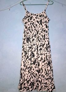 Stylish Black &amp; White Print Dress