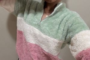 cute winter top wear size M-L