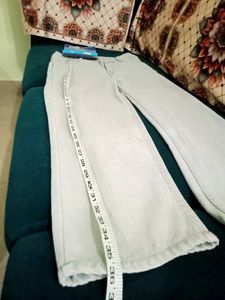 Highwaist straight wide leg jeans with formal top