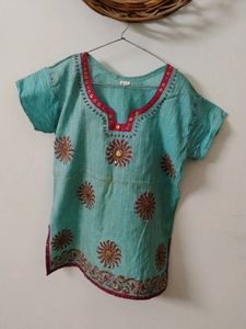 Short Kurti