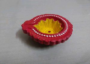 Puja Needs Decorative Diyas(set Of 5)