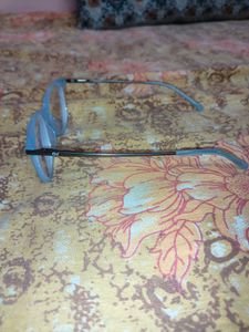 Stylish Blue &amp; Brown Round Glasses