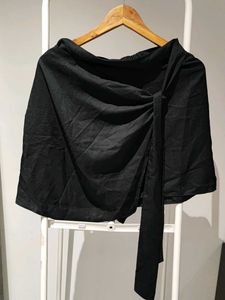 Chic Black Wrap Skirt