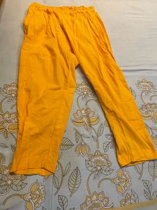 Red Bandhani Kurta Set with Yellow Dupatta
