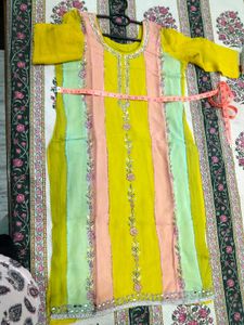 fresh women suit Vibrant Striped Embroidered Kurta