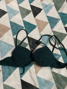 H&amp;M Emerald Green Textured Bikini Set