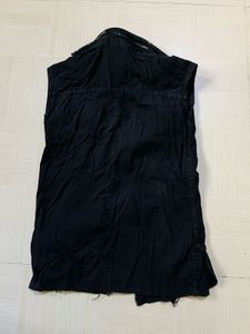 Boys Black Sleeveless Vest