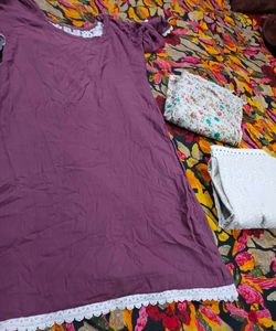 Embroidered Kurta with Paisley Motifs