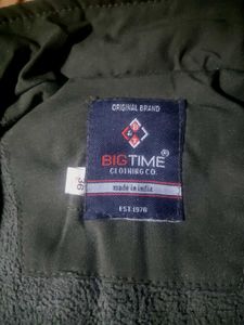 Stylish olive Quilted Jacket