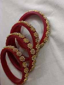 4 Red Bangles &amp; 2 Pink Bangle