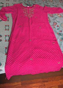 Beautiful Pink Bandhani leheriya Kurta