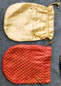 Set of 4 Embroidered Drawstring Pouches