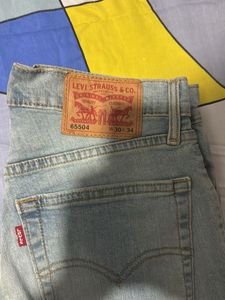 Levi's Light Wash Jeans
