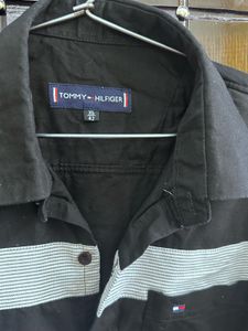 Tommy Hilfiger Men's Black Striped Shirt