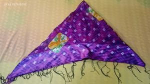 Triangle shape Purple Bandhani Dupatta w/ tassels