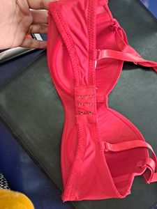 Red Seamless Bra
