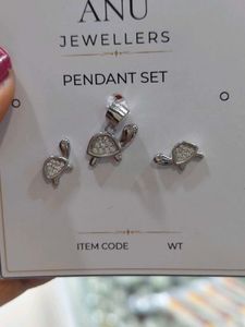 92.5 Turtle Pendant Set with Earrings