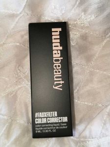 Huda Beauty #Fauxfilter Color Corrector