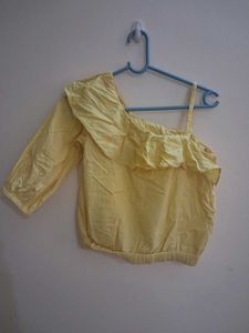 Cute Yellow One-Shoulder Top