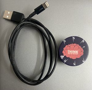 iPhone Cable Lightning Post With Pop Socket