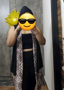 Sleeveless Black Hooded Kimono