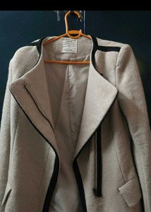 Chic Beige Blazer with Black Trim