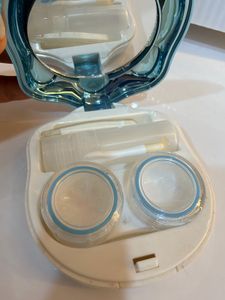 Cute Mini Paw lens container