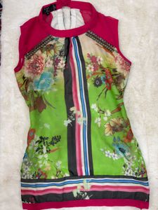 Vibrant Floral Print Sleeveless Top