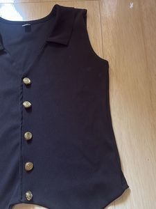 Chic Black Sleeveless Vest Top