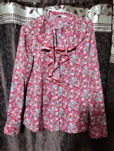 Chic Floral Ruffled Blouse