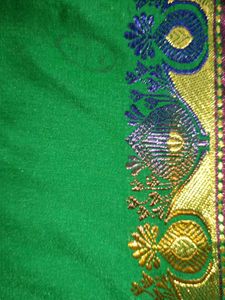 Vibrant Green Saree with Pink Palu