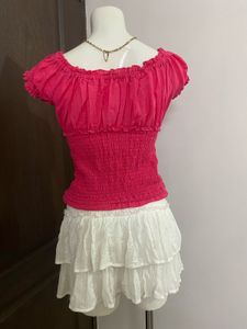 Chic Ruffled Pink Top