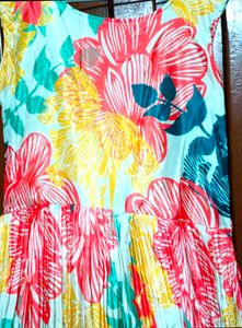 Floral Milti Color Print Gown34-36 fit