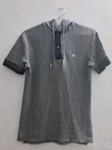 size XL Men's Grey Hooded Polo t-shirt