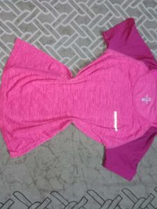 sale🔥🔥!! Pink Athletic T-Shirt!! 💟