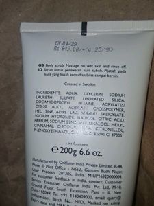 Oriflame Milk &amp; Honey Sugar Scrub