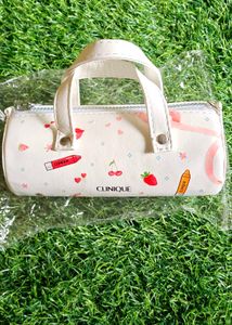 Clinique mini duffle bag with Chain