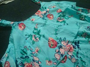 Floral Print Light Blue Top