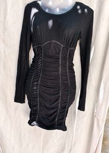 I. Black Ruched Long Sleeve Dress