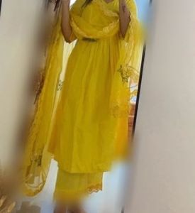 SAKSHI YELLOW EMBROIDERED CHANDERI SUIT SET