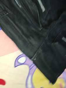 black skinny jeans