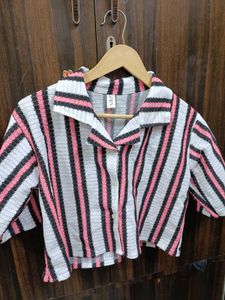 Chic Striped Cropped Shirt