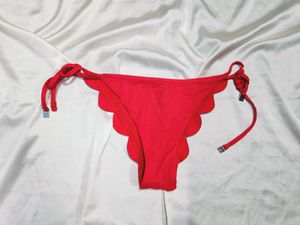 🇳🇿💫🎀Red Scalloped Bikini Bottoms